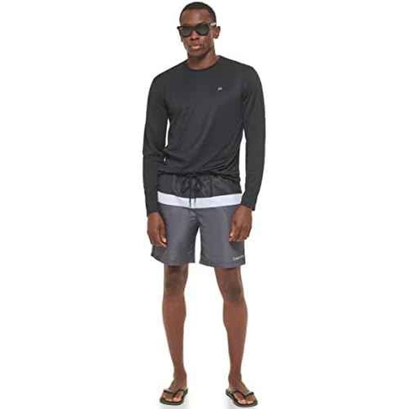 Calvin Klein Men's Standard Light Weight Quick Dry Long Sleeve 40+ UPF Protection Active Top
