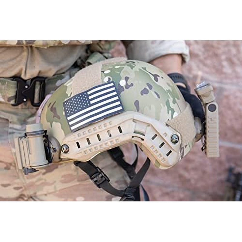 Streamlight 14510 Sidewinder 55-Lumens Compact II Military Flashlight with Helmet Mount in Box, Coyote