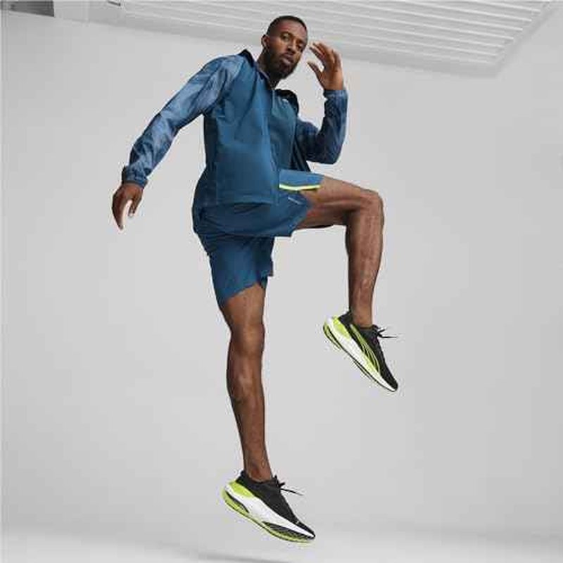 PUMA Mens Run Favorite Woven Jacket