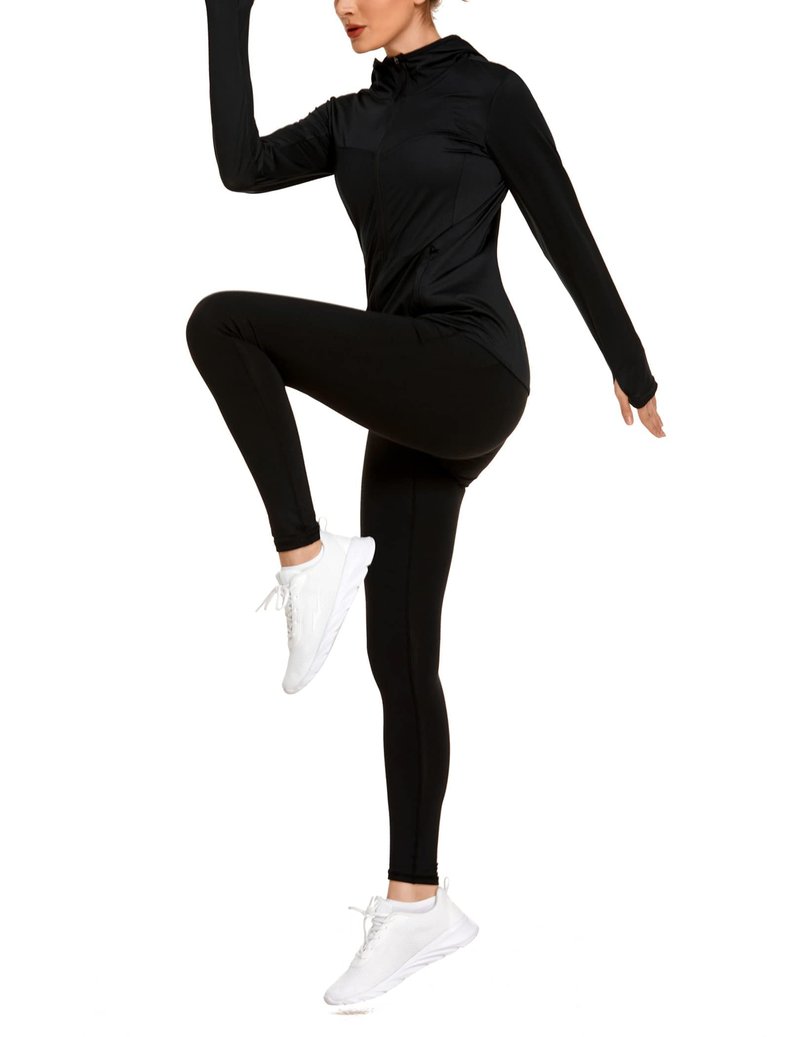 COOrun Women's UPF 50+ Sun Protection Hoodie Jacket Lightweight Full Zip Running Jacket Athletic Workout Top with Thumb Holes Zipper Pockets Black M