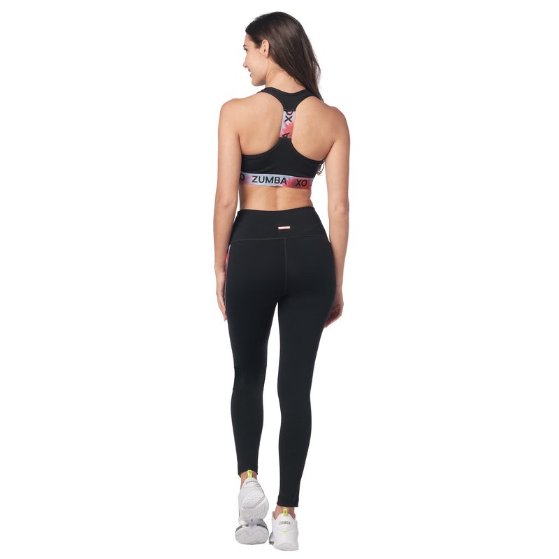 ZUMBA Women’s Love Scoop Sports Bra, Athletic Workout Top for Women, Black, X-Small