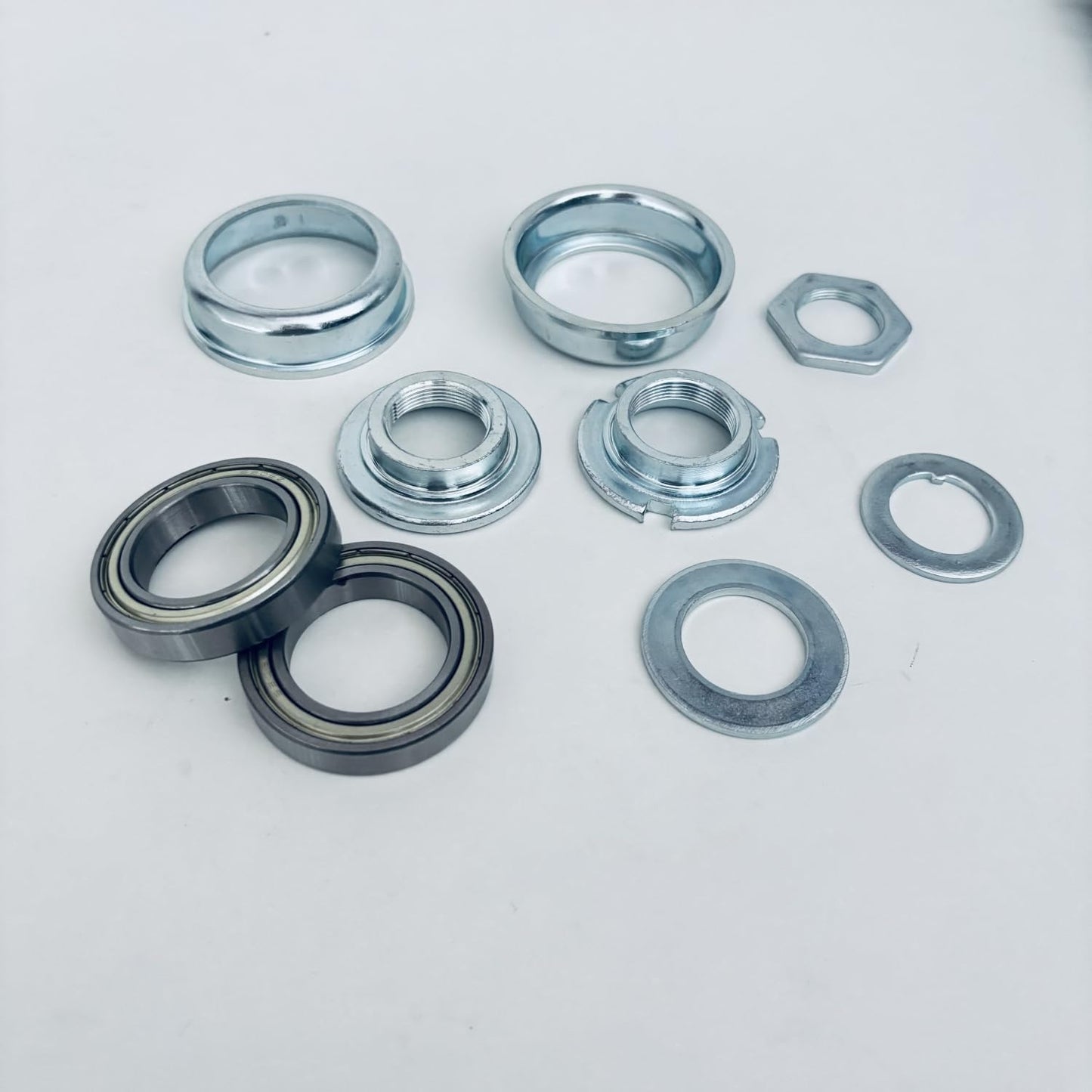 Upgrade Bottom Bracket Cup Set, for One-Piece Bottom Bracket Cup Set Silver Color (2" Cup-52mm OD)
