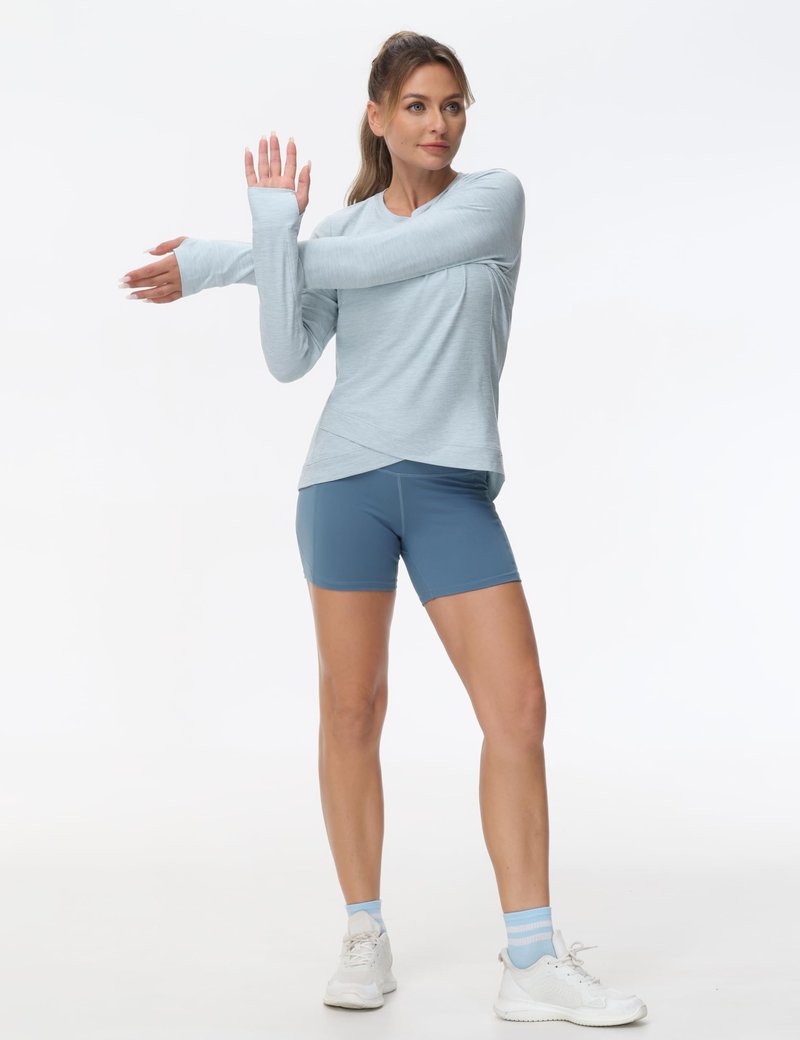 Women's Long Sleeve Compression Shirts Workout Tops Cross Hem Athletic Running Yoga T-Shirts with Thumb Hole Light Blue Heather