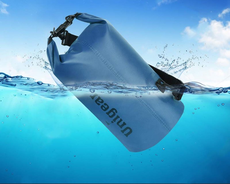 Unigear Dry Bag Waterproof, Floating and Lightweight Bags for Kayaking, Boating, Fishing, Swimming and Camping with Waterproof Phone Case (Sky Blue, 10L)