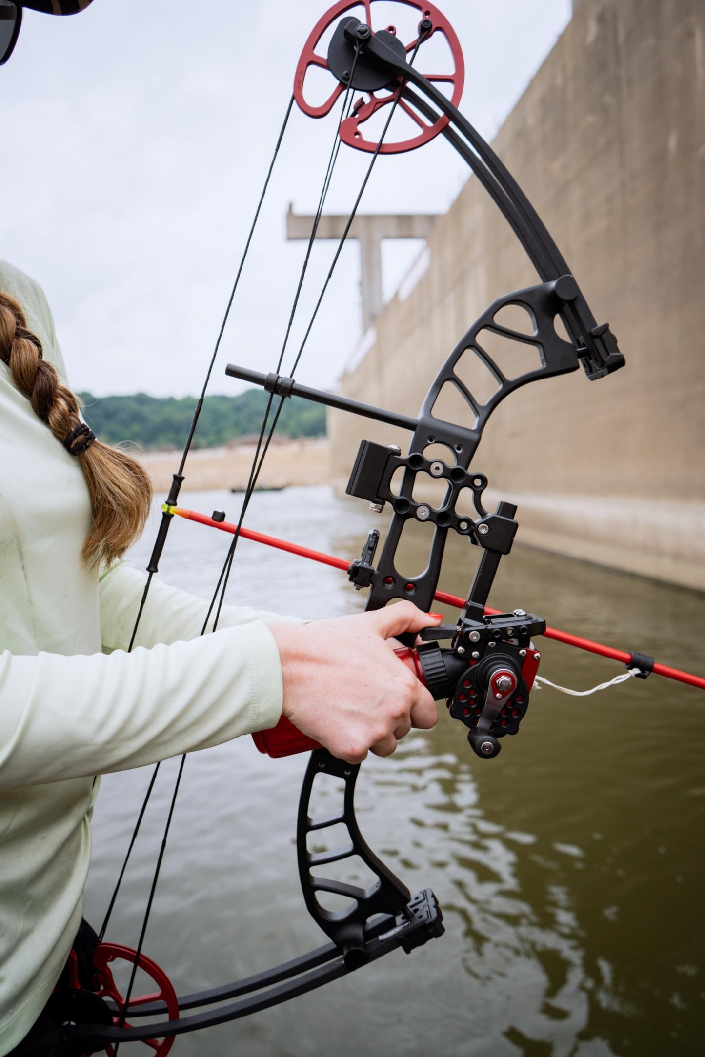 Cajun Bowfishing Winch Pro Reel Kit, Complete Bundle, Fighting Wheel Break, Highly Adjustable, One-Handed Operation, Superior Durability