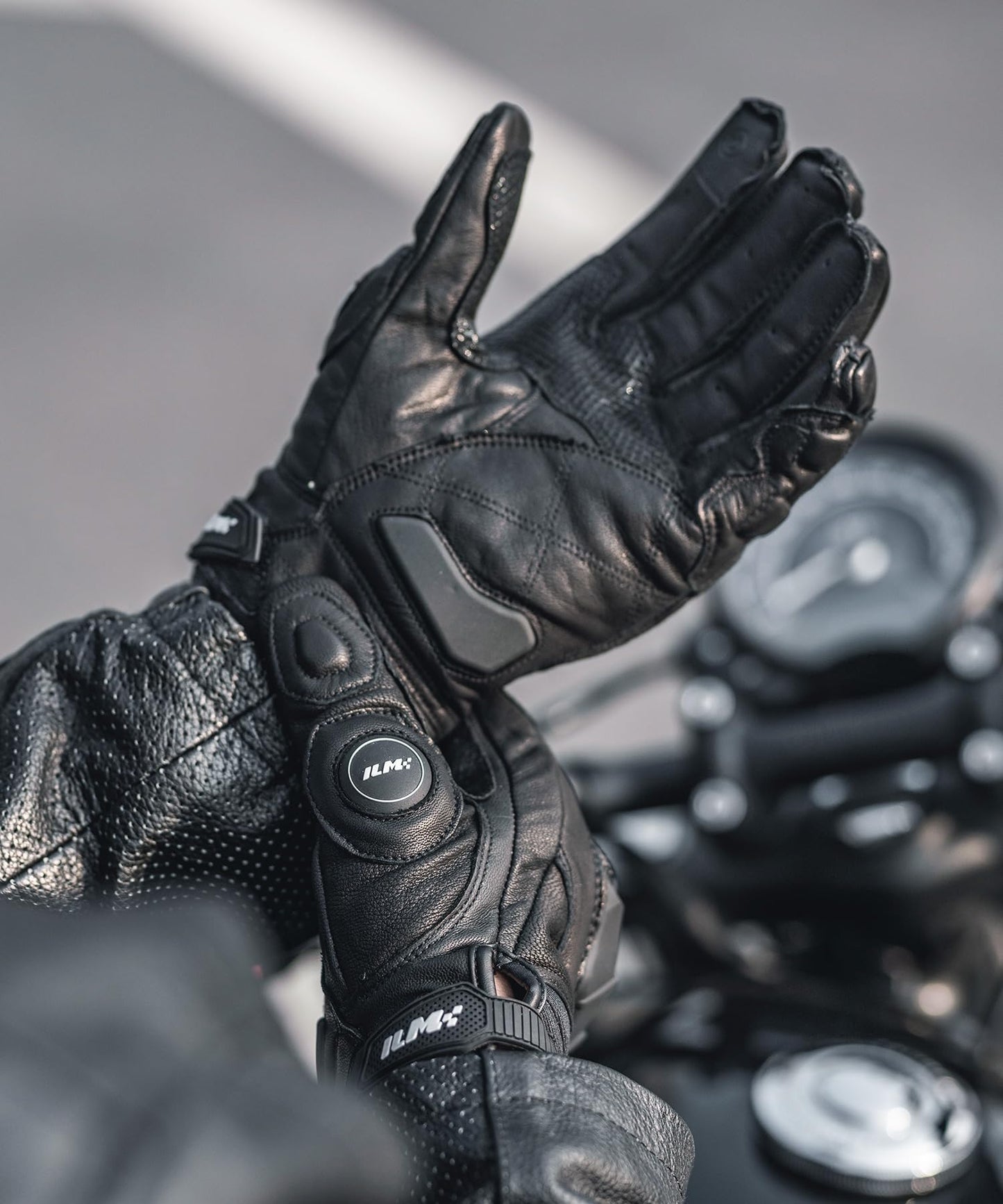 ILM Air Flow Leather Motorcycle Gloves Touchscreen for Men and Women Model-GRC01 (L, Black)