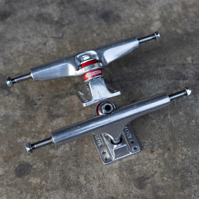 Independent Truck Company Stage 4 Polished Skateboard Trucks, 166mm (9.0"), Set of 2