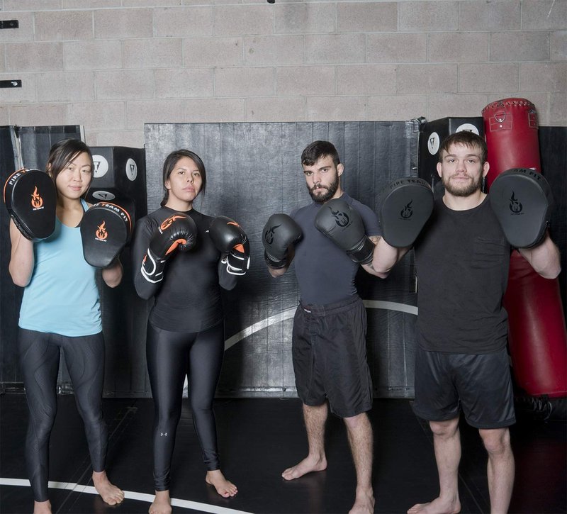 Fire Team Fit Focus Mitts (Black-Orange)
