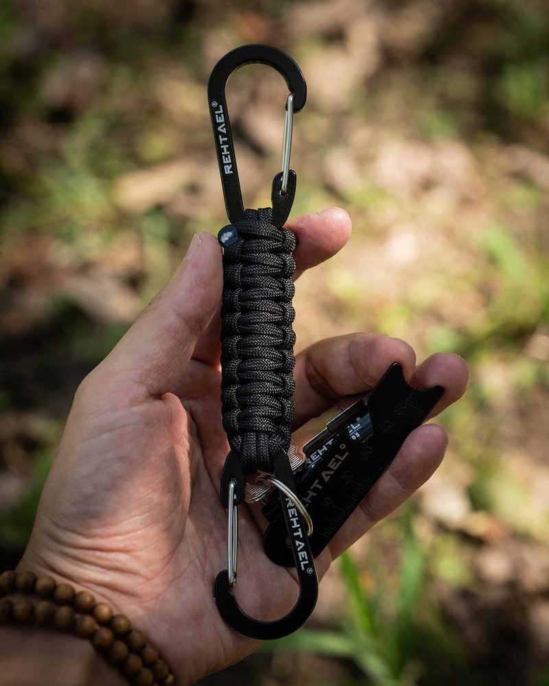 REHTAEL Heavy Duty Paracord Keychain with 2 Carabiner Clip for Keys, Military Lanyard Key Chain, Stroller Clip Hooks for Water Bottle Backpack Men Women, Camping Hiking (2Pcs, 2 X Black)