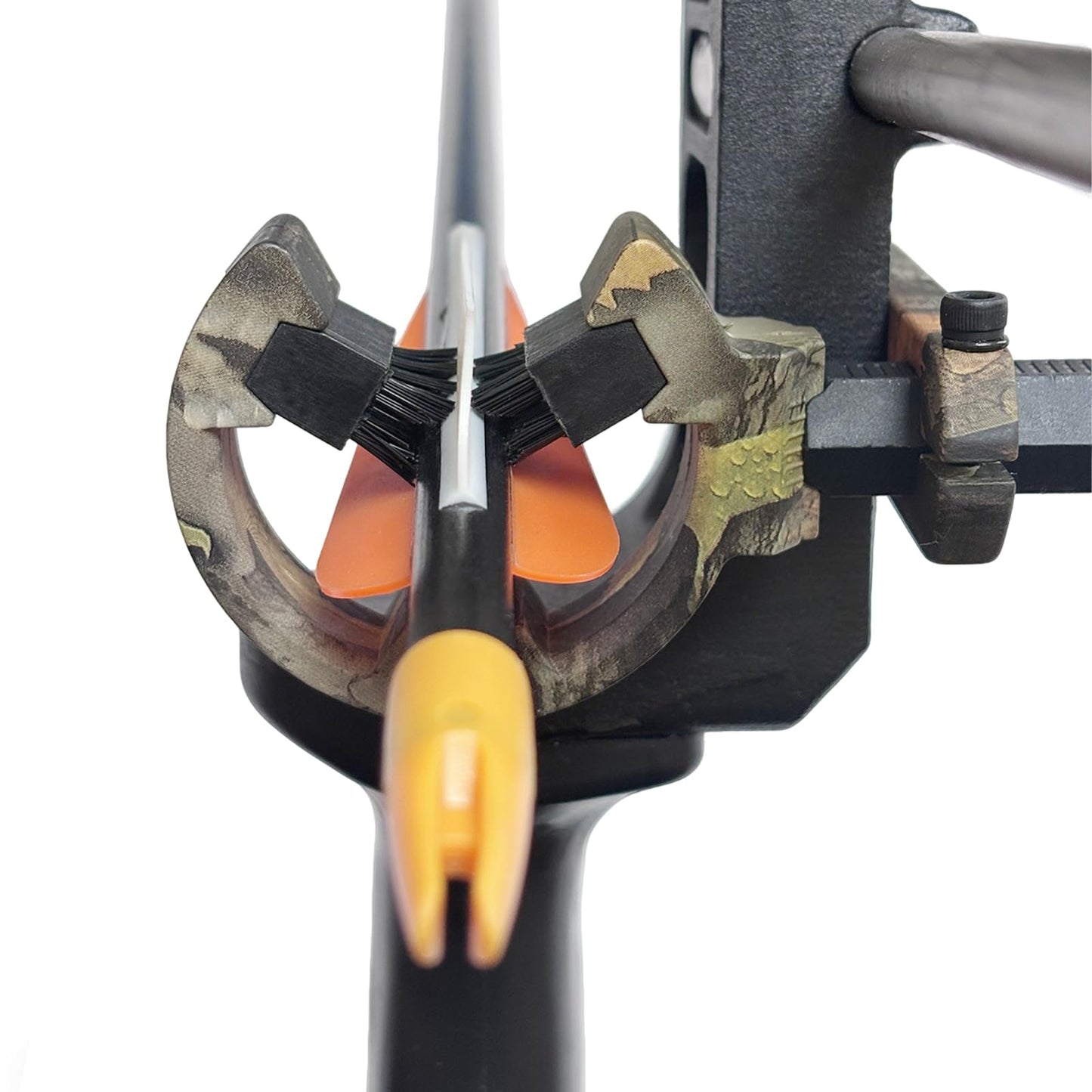 - QI HUO JU - Archery Arrow Rest Capture Whisker Biscuit Brush Arrow Rest for Compound Bow/Recurve Bow Hunting Shooting Target Left and Right Hand (Camo)