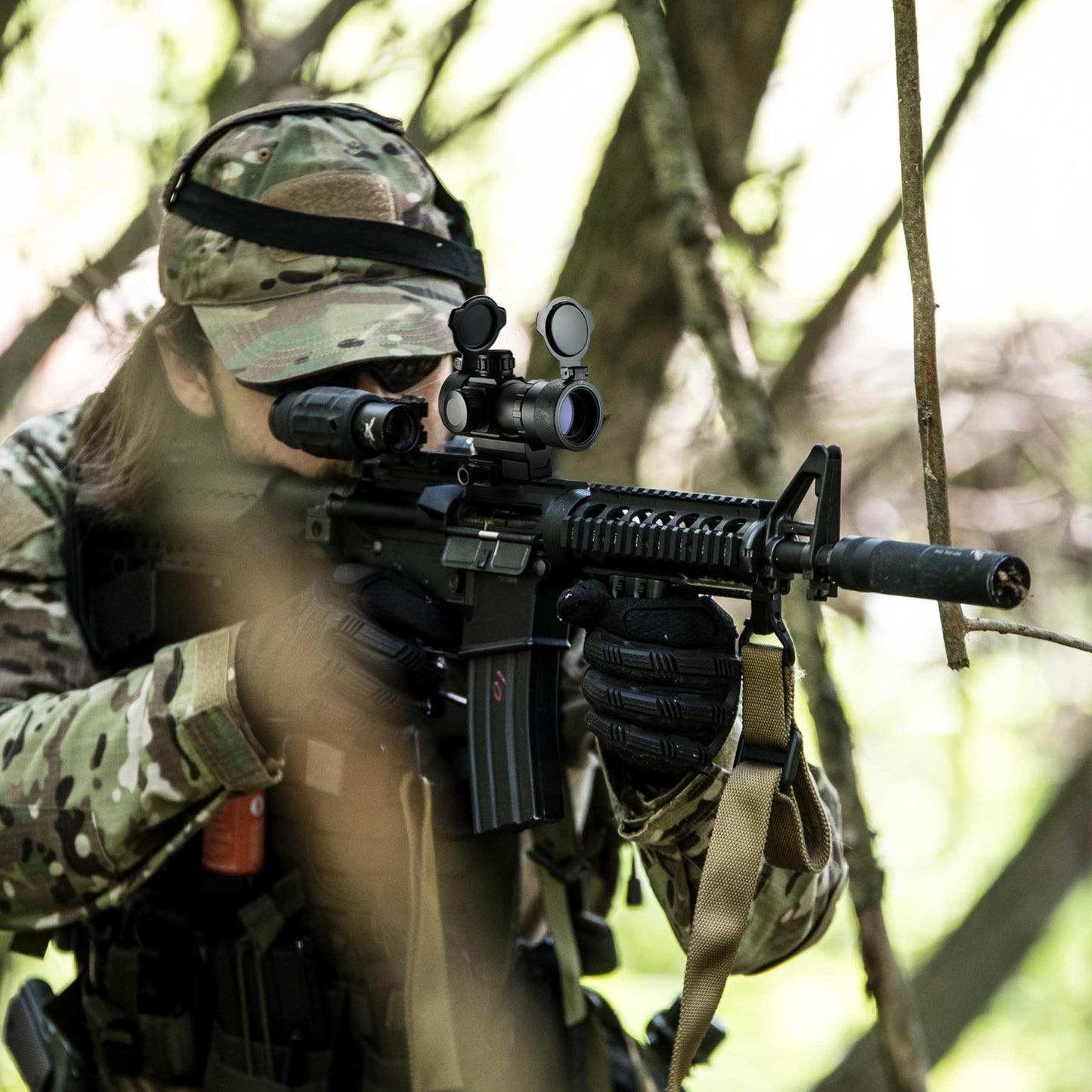 AOMEIKIE Red Green Dot Sight 4MOA Airsoft Scope Multi Brightness Settings for 20mm Picatinny Mount Rails