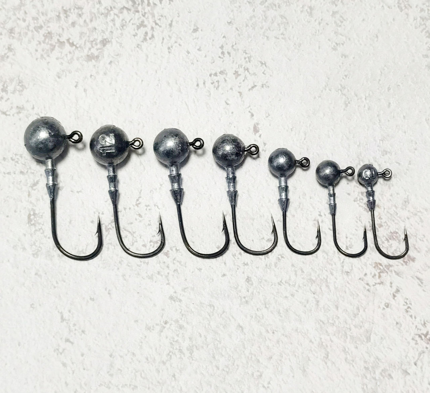 Laxygo 10pcs/Pack Fishing Jig Head Hooks Lead Jig Head Crappie Jigs Round Ball Sharp Jig Hooks Assortment for Bass Fishing Saltwater Freshwater 1/14oz-1/2oz (3/18oz(5g)-10pcs, Round Jig)