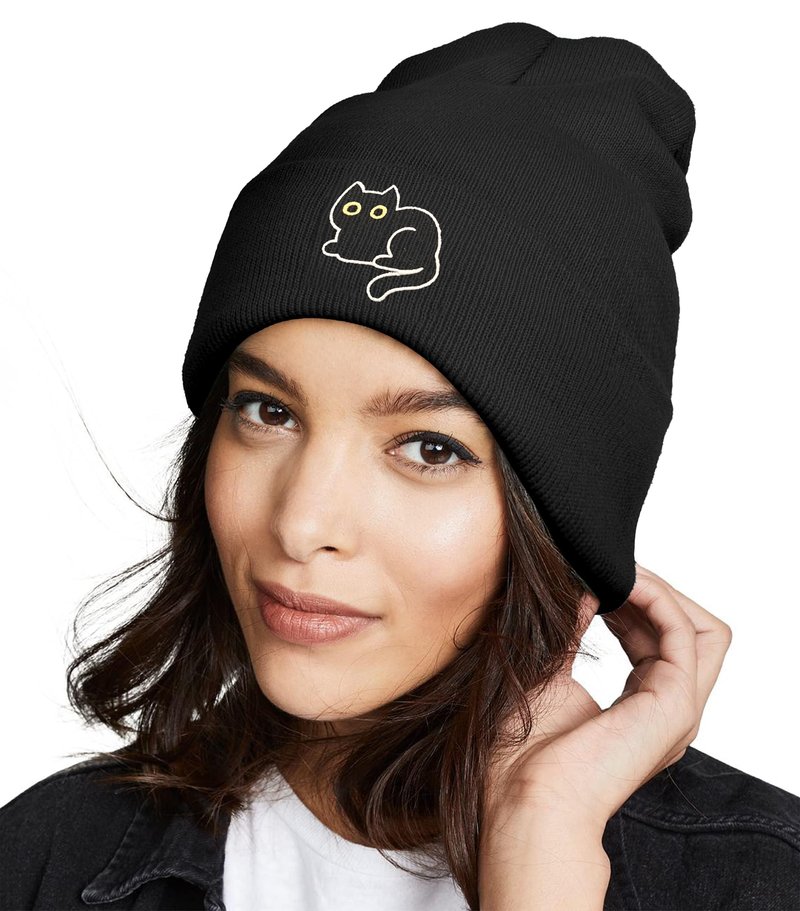 FUNCOOLCY Black Cat Embroidery Beanie Hat,Winter Warm Knit Cuffed Skull Cap for Men Women