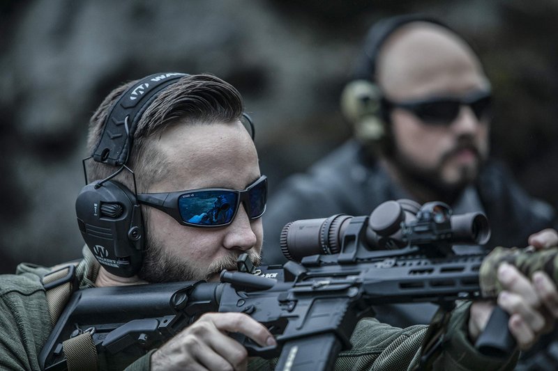 STNGR Ridge Unbreakable Tactical Ballistic Outdoor & Shooting Sunglasses Polarized For Men (Clear Non-Polarized)