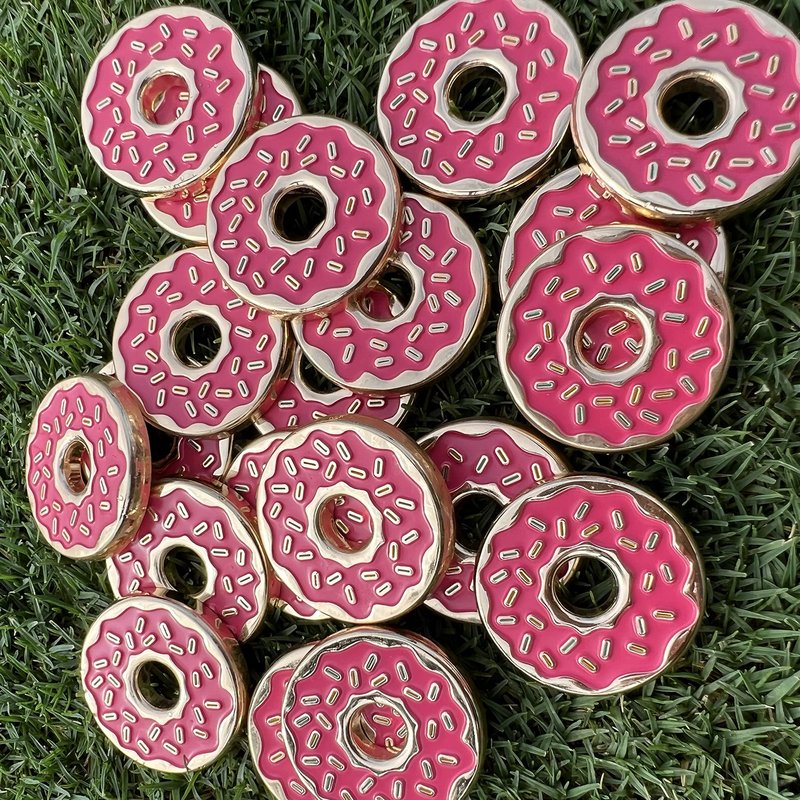 E9 GOLF Sprinkle Donut Golf Ball Marker - Unique & Fun Golf Ball Markers - Golf Accessories for Men and Women - 1.25" Ball Mark - Strawberry