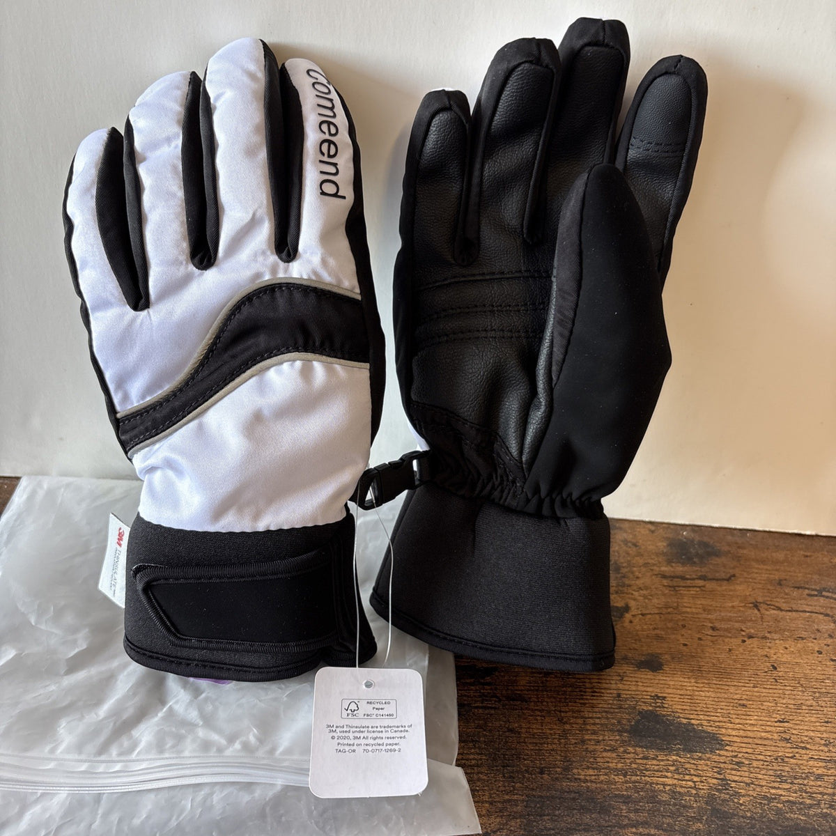 Waterproof Ski Gloves with 3M Thinsulate Insulation - Unisex Adult Winter Gear
