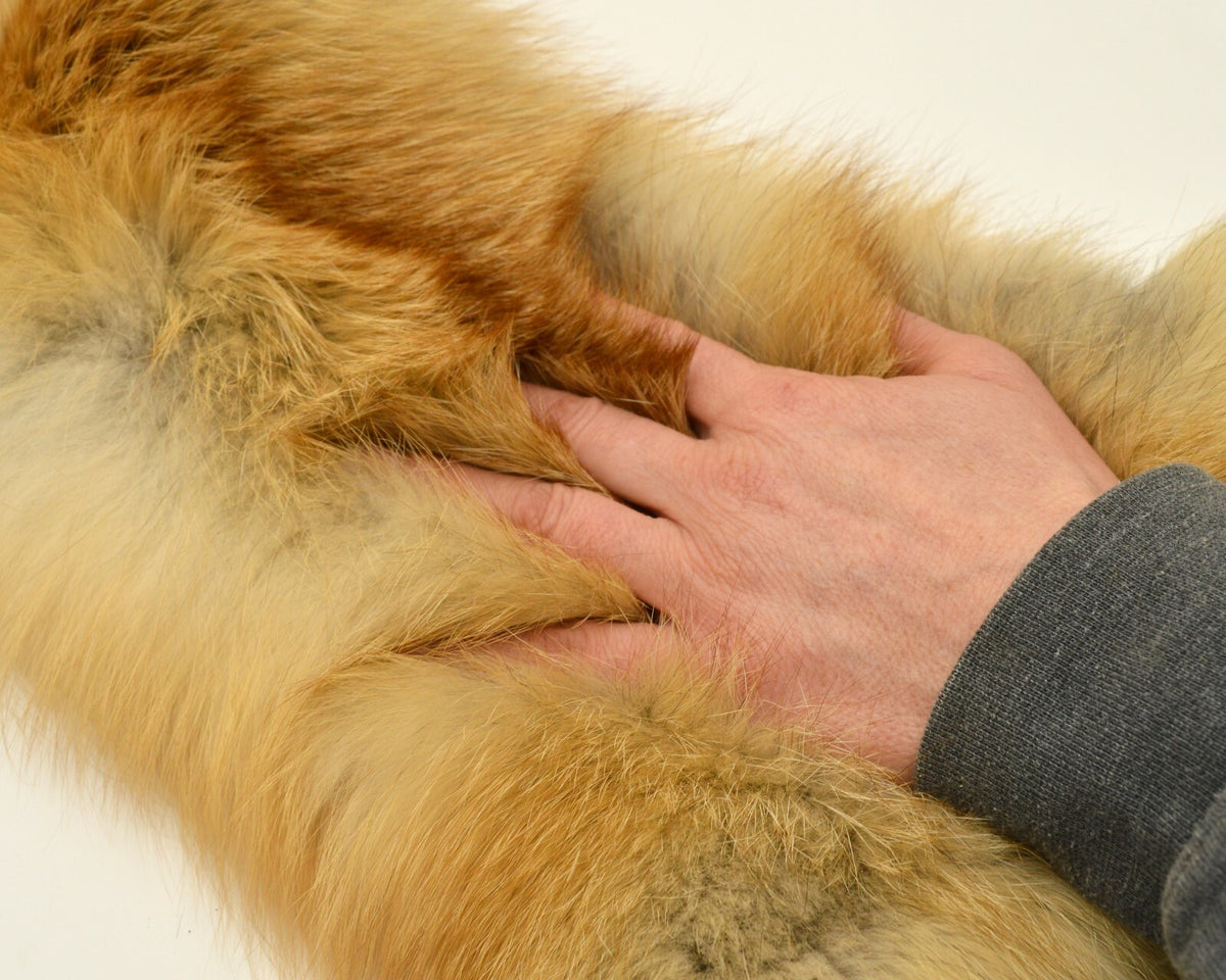 Western Heavy Red Fox Fur Pelts - Medium Grade for Décor & Crafting