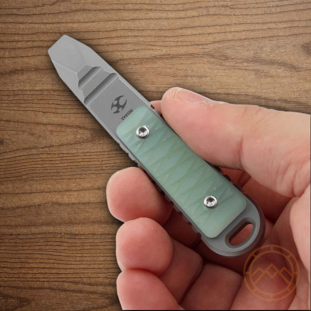 Titanium Pry Bar with Jade G10 Grip and Pocket Clip - Construction Tool