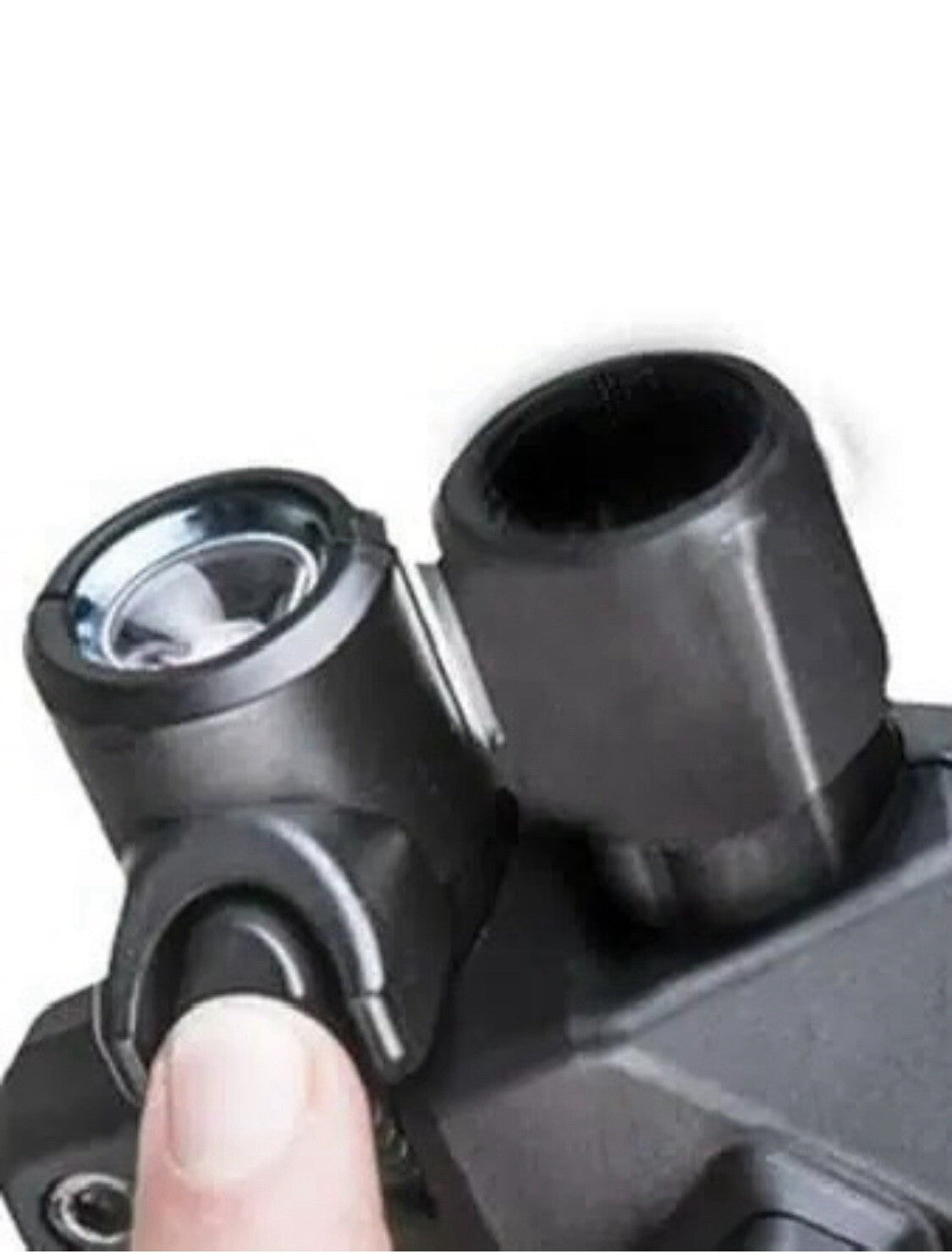MCK Flashlight with 3 CR123 Batteries for Gens CAA Micro Roni - Black