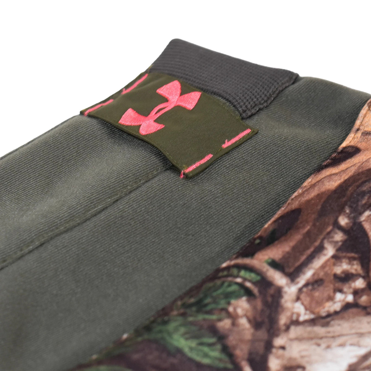 Water-Resistant Hunting Pants for Women with Camouflage Pattern - UA ColdGear