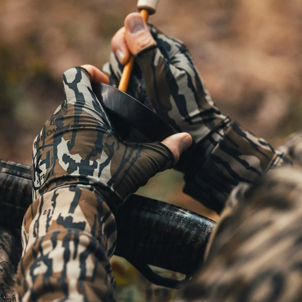 Hunting Gloves with Grip Palm - Mossy Oak Bottomland Camo, One Size