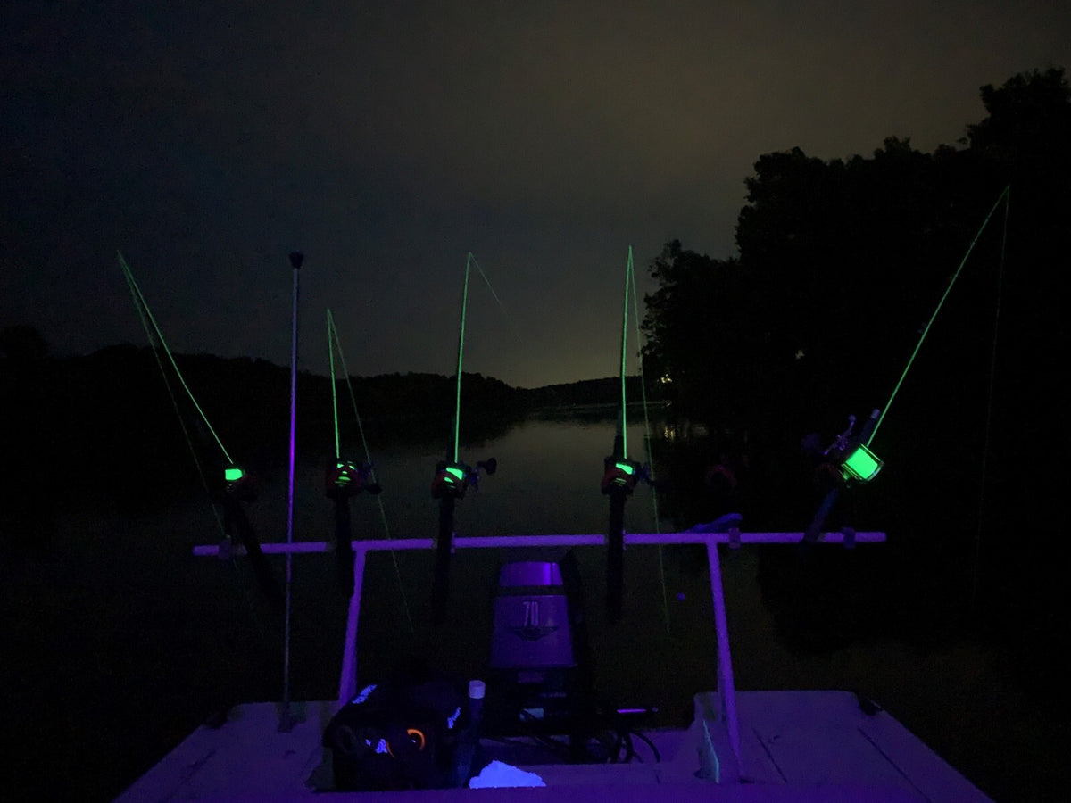 UV Fishing Black Light with Mono Plug - Waterproof 9W LED Night Light for Night Fishing