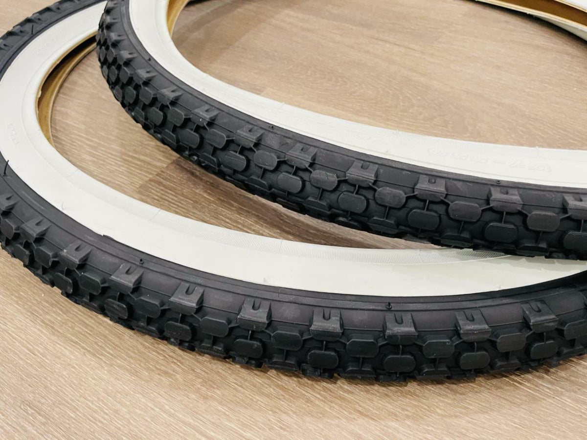 26x2.125 White Wall Bicycle Tires & 2 Inner Tubes for Beach Cruiser