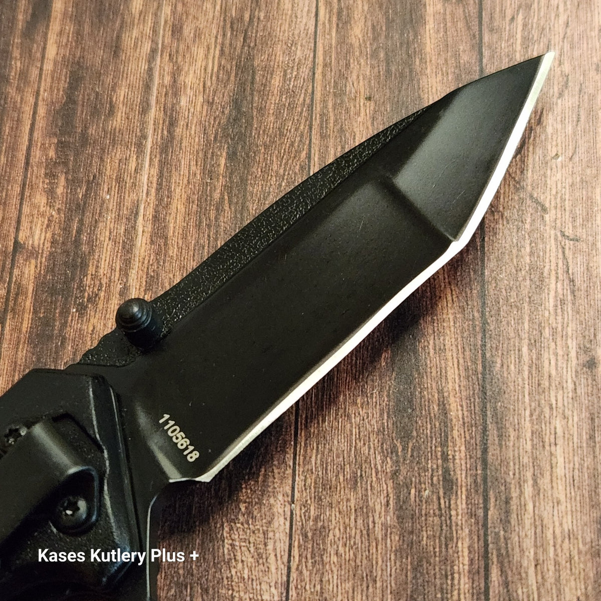 Smith & Wesson Folding Pocket Knife 4.13-Inch Tanto Blade Locking Knife