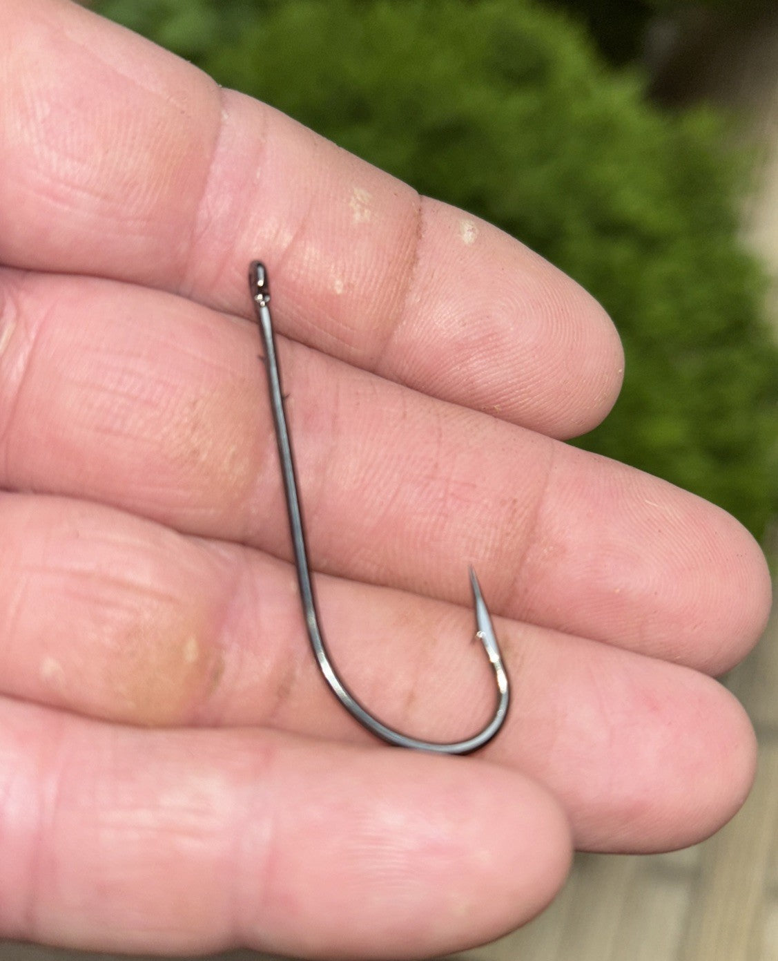 Gamakatsu 3/0 Straight Shank Worm Fishing Hooks - 100 Pack