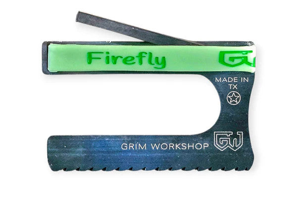 Survival Card with Ferro Rod and Saw Blade - Compact Emergency Tool