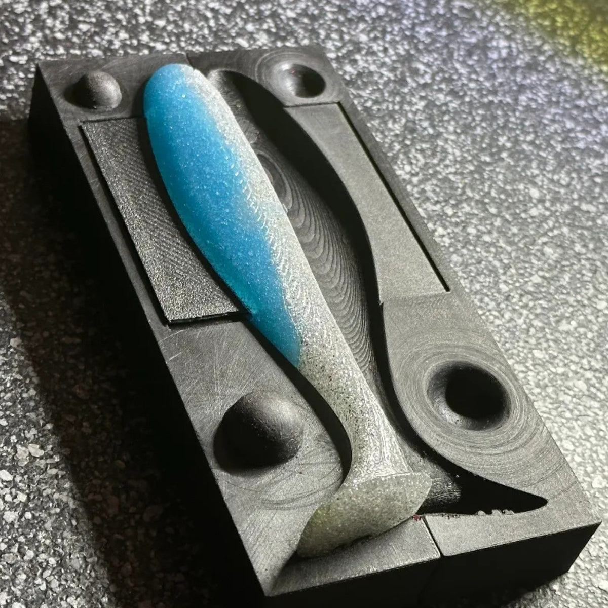DIY Soft Plastic Swimbait Mold for Custom Fishing Lures – Multiple Sizes