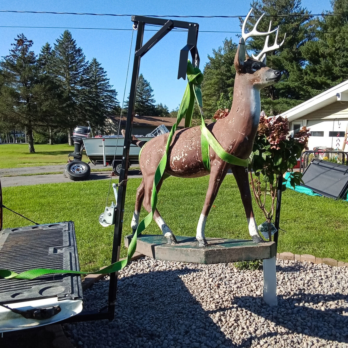 600LB Hitch Mount Deer Game Hoist Winch with Gambrel for Big Game Processing