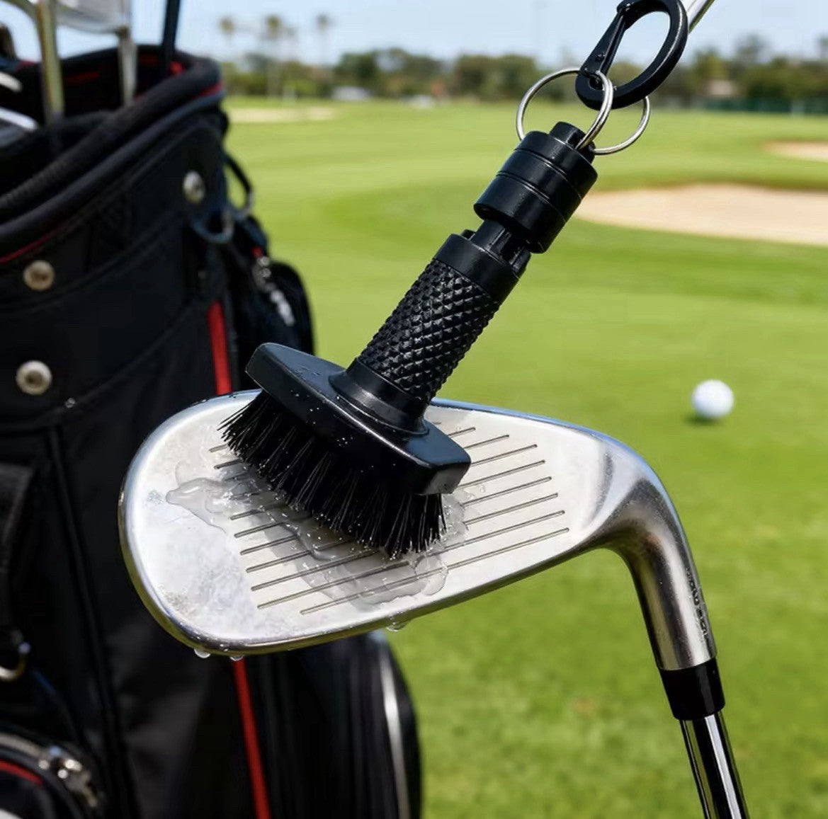 Golf Club Cleaning Brush with Magnetic Clip & Key Chain