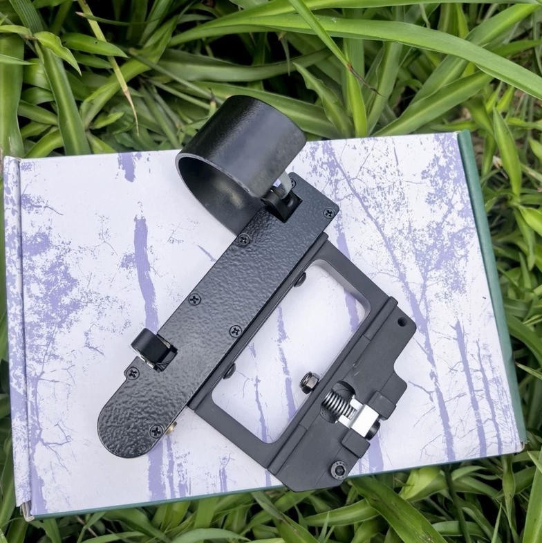 Green Dot with Triangle Reticle for Hunting and Shooting