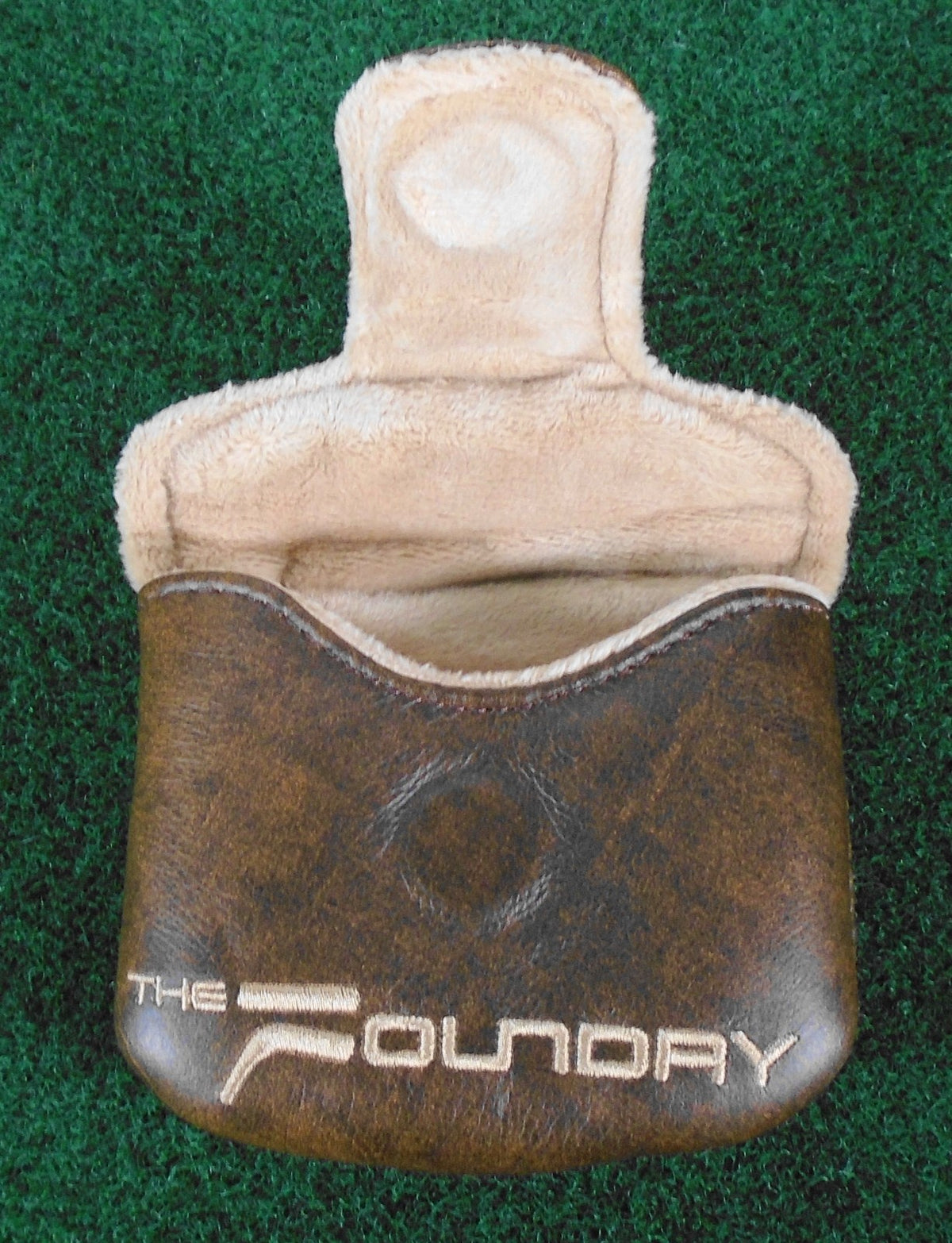 Mallet Putter Headcover for Golf Clubs - The Standard Club Mizuno