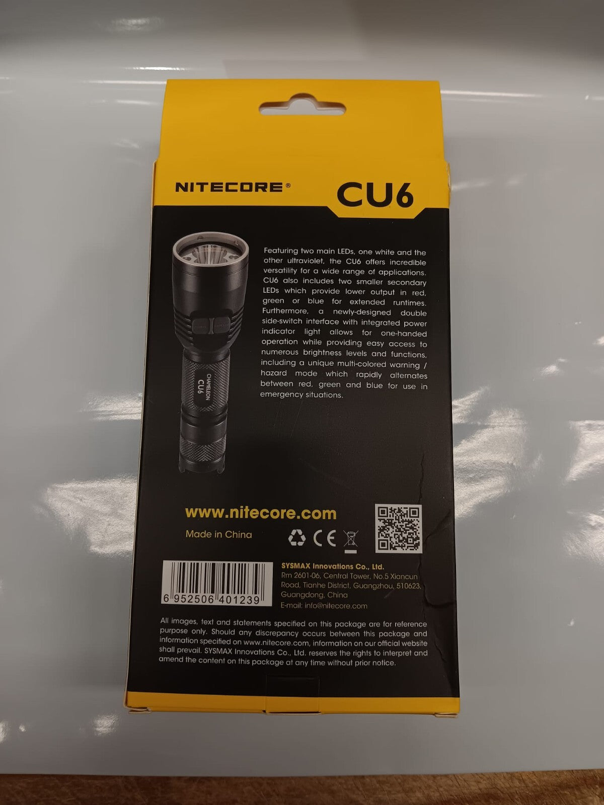 High-Powered UV and White LED Flashlight 440 Lumens, Waterproof, Rechargeable