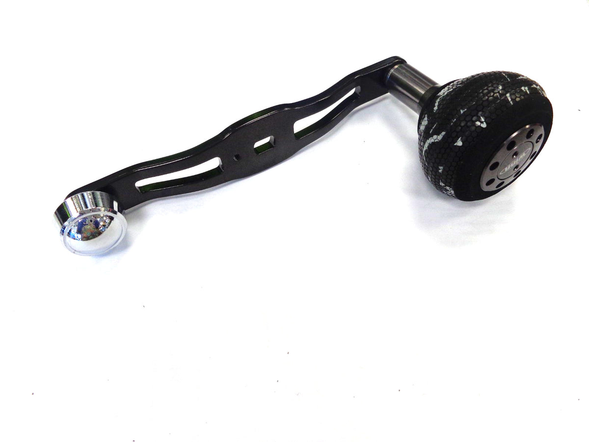 Daiwa Lexa Winn Grip Power Handle for Baitcasting Reels - Grey, Right & Left