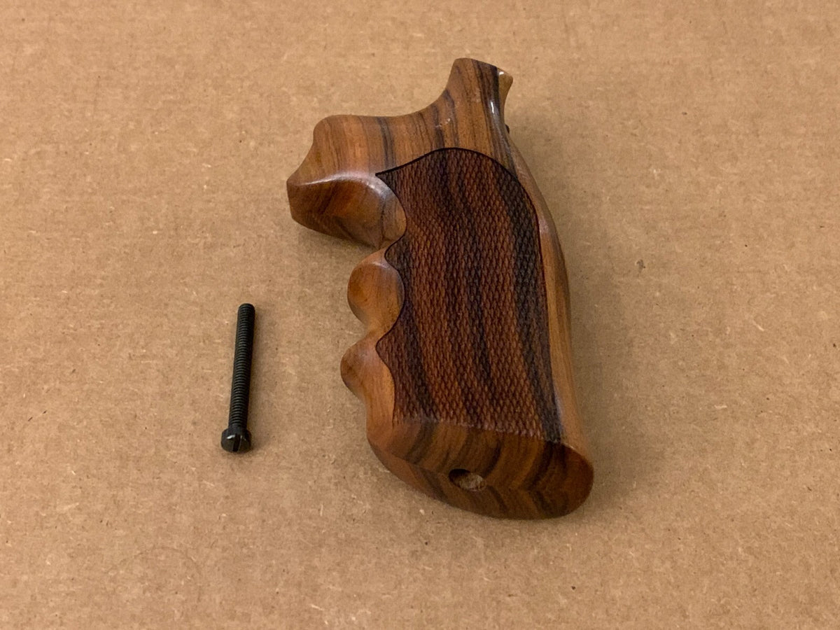 Pistol Grip Wood Grips for Dan Wesson Small Frame Revolvers - Checkered Pau Ferro