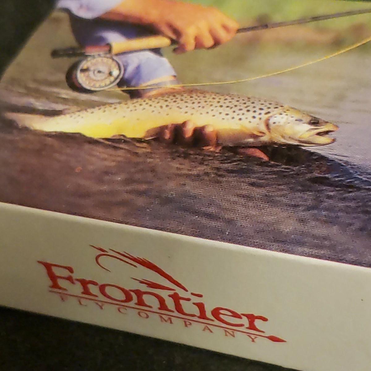 Saltwater Fly Fishing Flies Bend Back White #1/0 - Custom Tied Frontier
