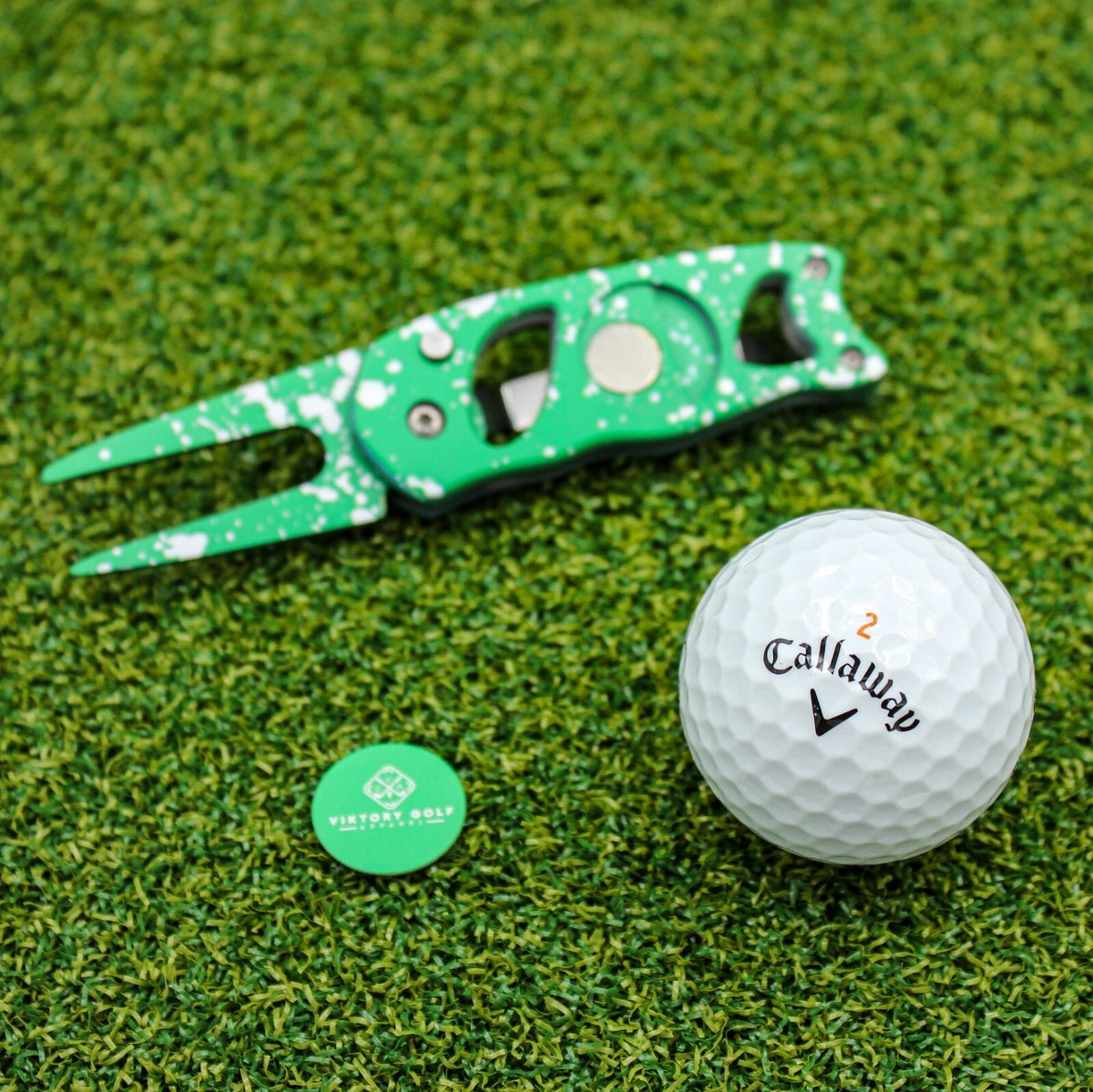 Golf Divot Tool Switch Blade Style with Magnetic Ball Marker - Durable Stainless Steel