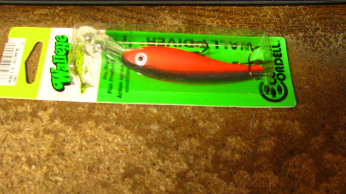 Cotton Cordell Wally Diver Fishing Lure 3 1/8 Inch 3/8 Oz Black/Orange