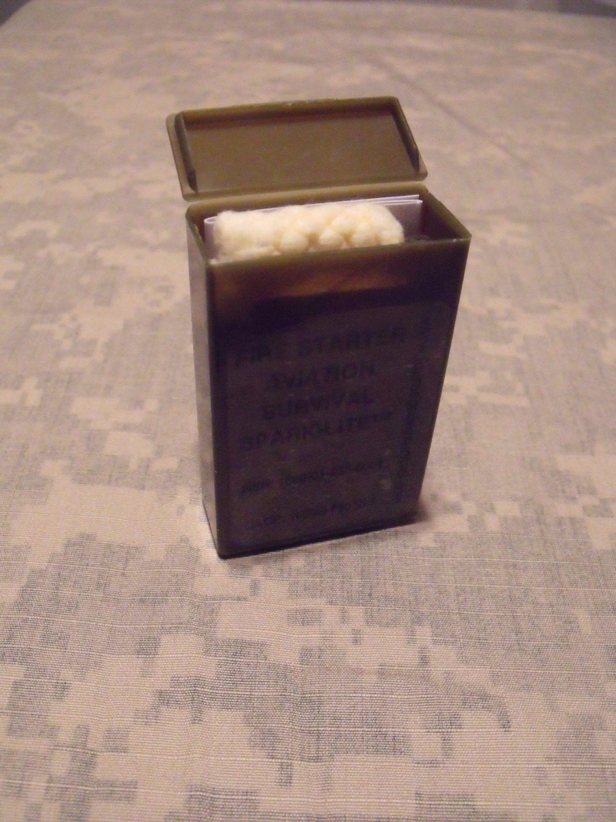 Military-Grade Survival Fire Starter Kit Olive Drab - Emergency Camping Tool