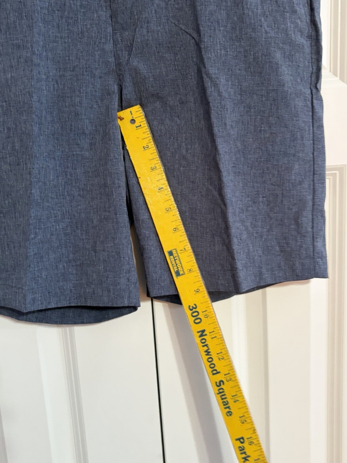 Men's Golf Shorts Size 32 Blue Stretch Flat Front Performance Activewear