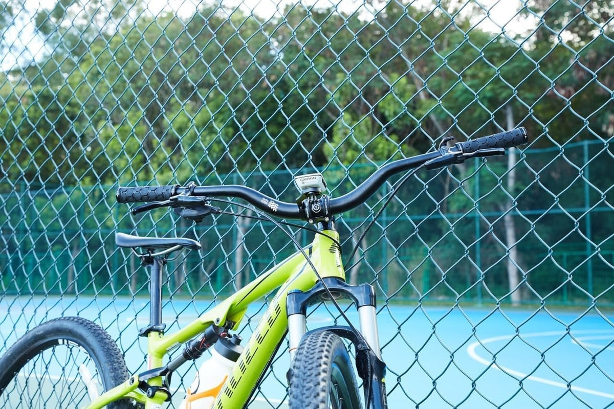 Mountain Bike Handlebar 31.8mm Diameter 50mm Rise 720mm Wide Aluminum