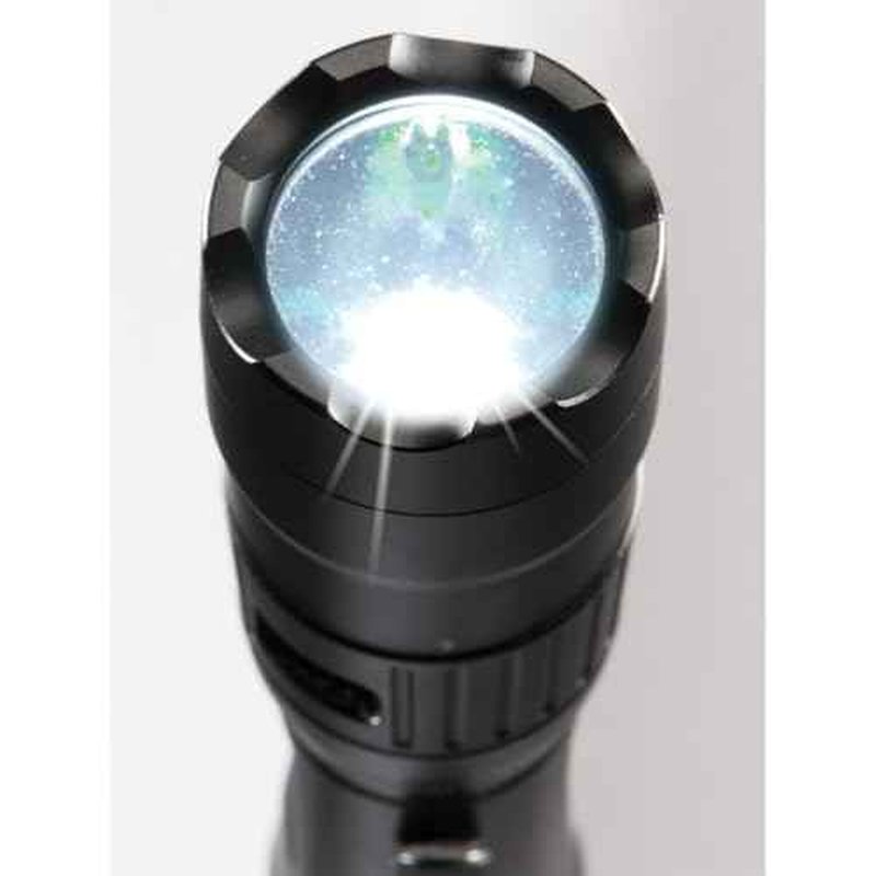 Pelican 7600 Rechargeable Tactical Flashlight (Black)