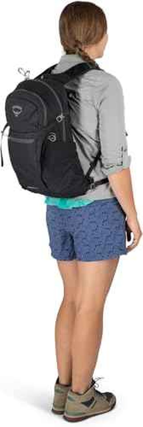 Osprey Daylite Plus Commuter Backpack – Lightweight, Everyday Pack with Laptop Sleeve and Water Bottle Pockets – Ideal for Work, School, and Travel with Versatile Storage Options, Black
