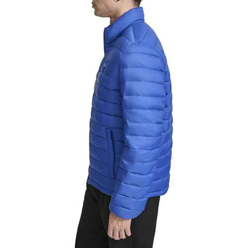 Champion mens Lightweight Packable Puffer Jacket