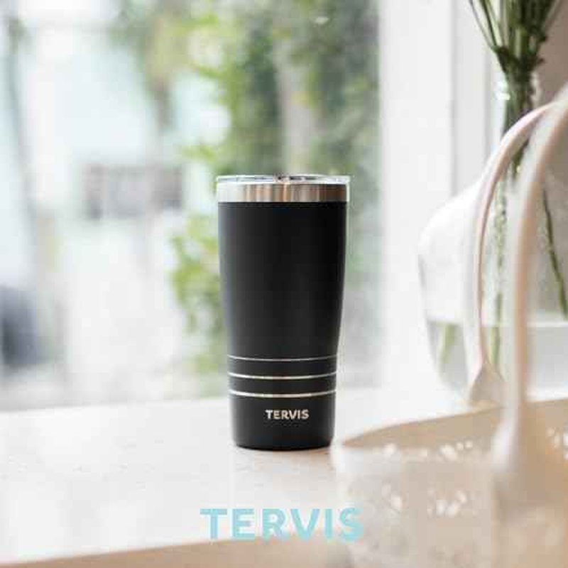 Tervis Traveler Blue Raspberry Ombre Triple Walled Insulated Tumbler Travel Cup Keeps Drinks Cold & Hot, 20oz, Stainless Steel