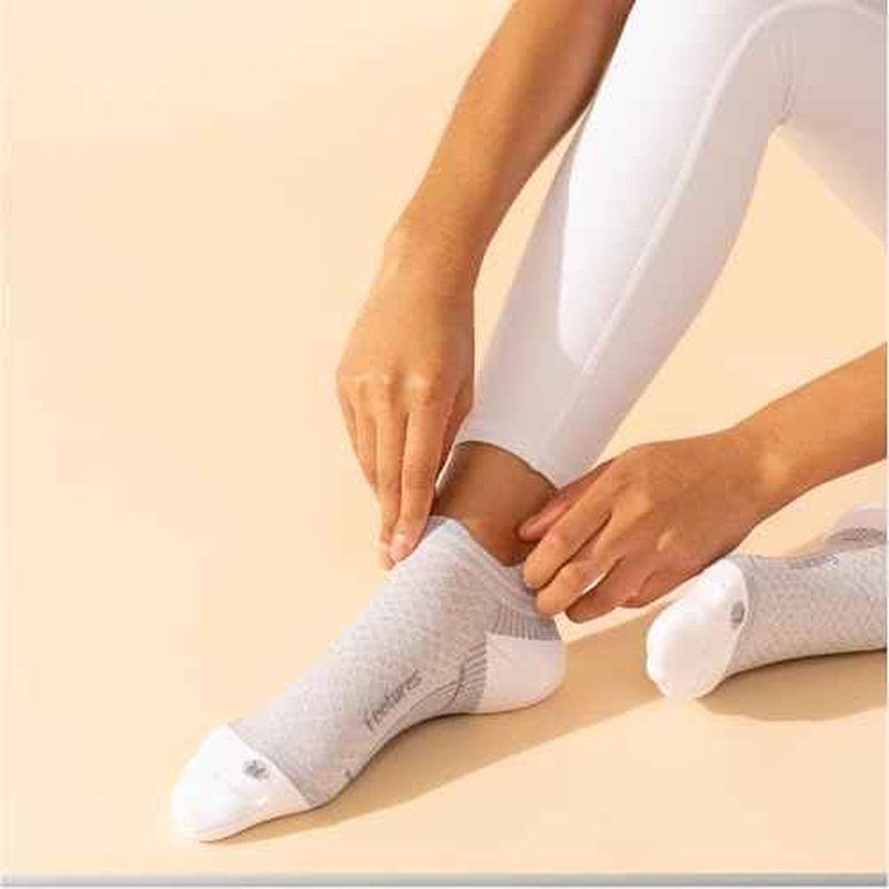 Feetures Plantar Fasciitis Relief Sock Light Cushion No Show Tab - Targeted Compression Sock for Women & Men - Large, Gray (3 Pair)