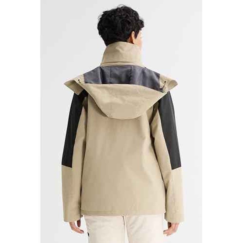 Orolay Women's Hooded Winter Ski Jacket 3 in 1 Waterproof Warm Coat Fleece Mountain Hiking Windbreaker